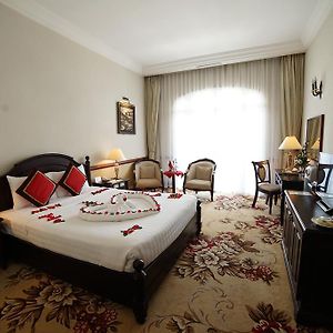 Super Deluxe Room